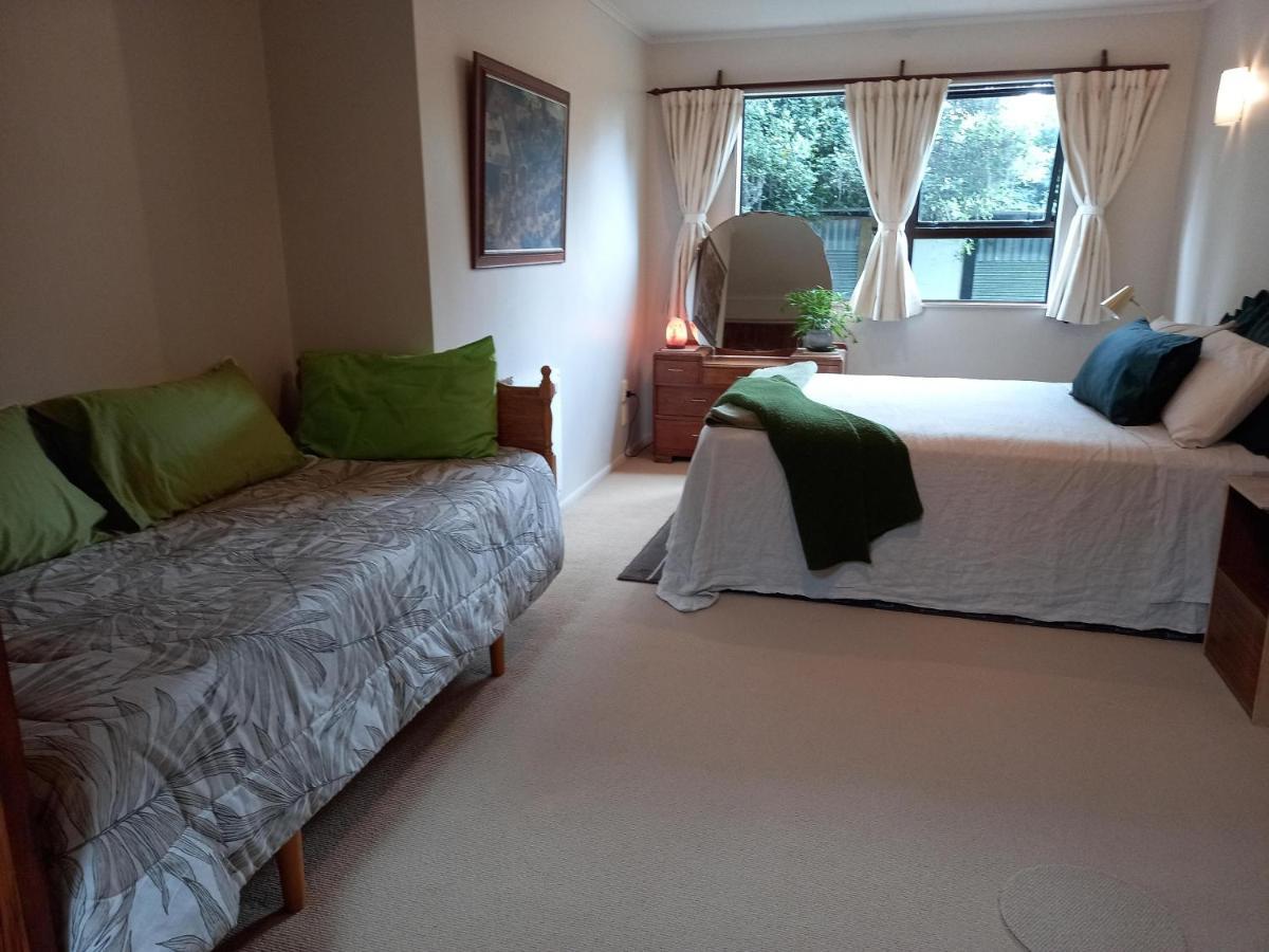 Birds Eyes Te Awanga Bed & Breakfast Eksteriør bilde