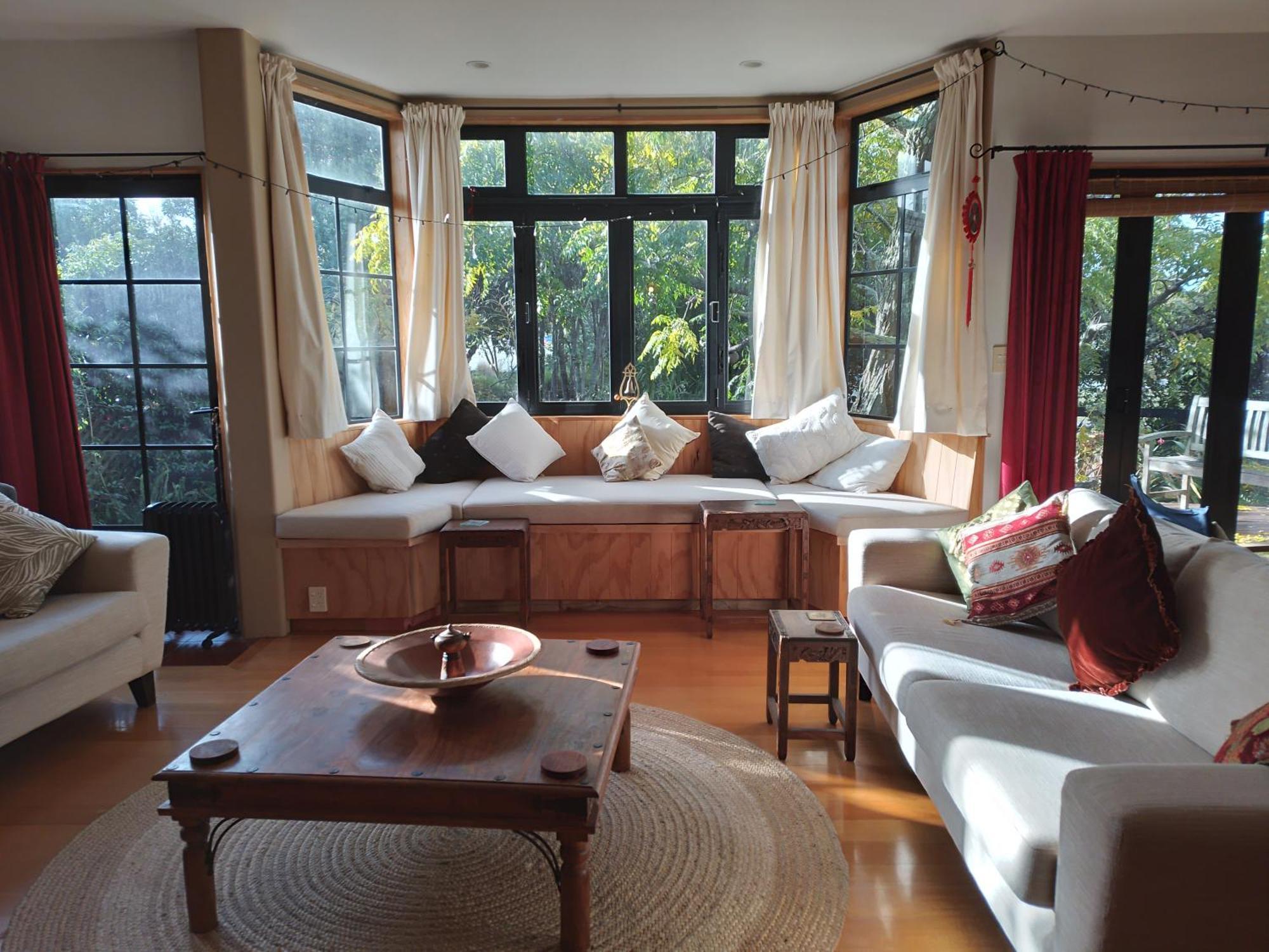 Birds Eyes Te Awanga Bed & Breakfast Eksteriør bilde